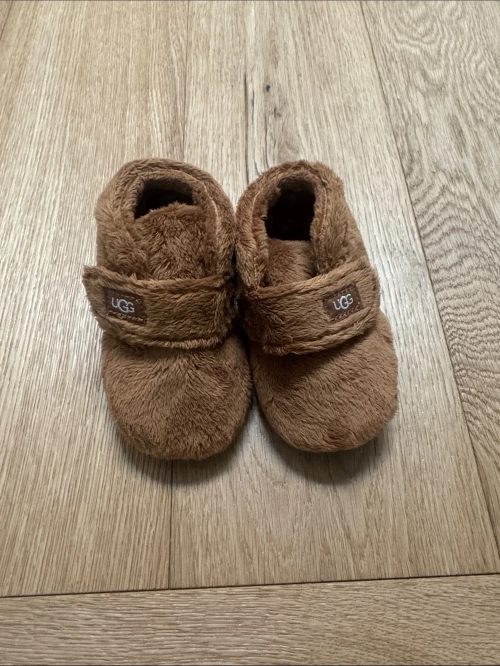 UGG Kids Plush Brown Hook-and-Loop Slippers